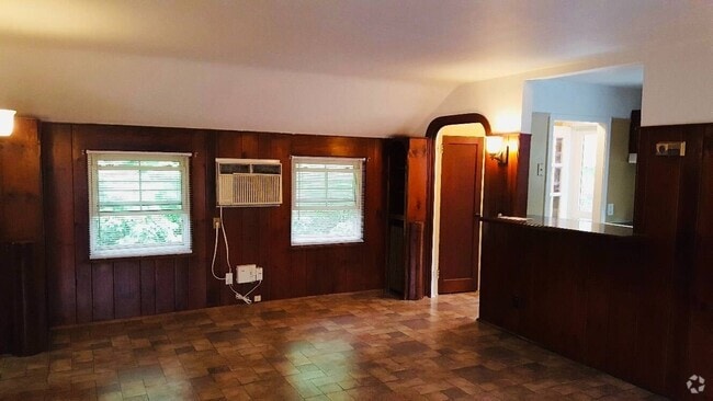 Building Photo - 0 Grove St Rental