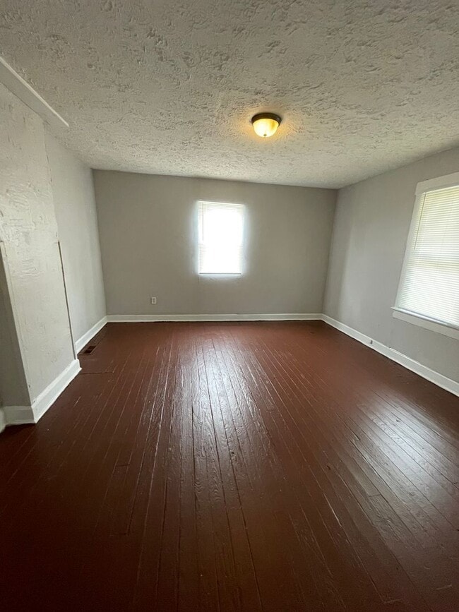 Photo - 1241 W Lee St Unit 1241 S Lee St