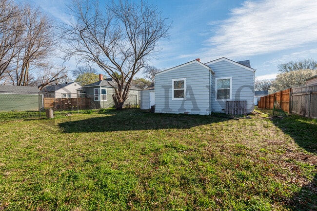 Photo - 1017 N Pershing St