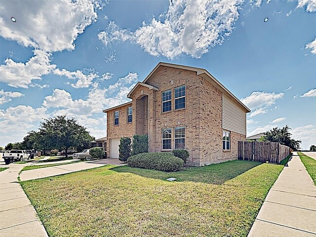 Photo - 2 WEEKS FREE RENT WITH MOVE IN ON OR BEFOR...