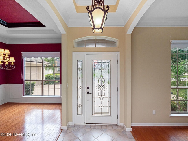 Photo - 1228 Loch Tanna Loop