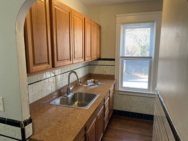 Photo - 72-74 Academy Avenue Unit 2