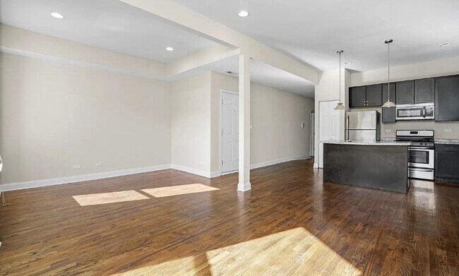 Photo - 4544 S Indiana Ave Unidad 4544 S. Indiana Ave #3