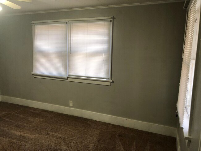 Photo - 457 Chicago St