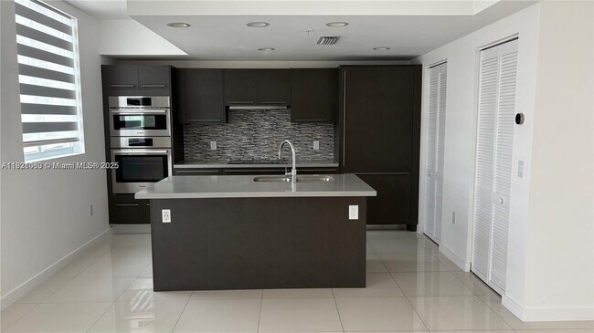 Photo - 7875 NW 107th Ave Unit 515