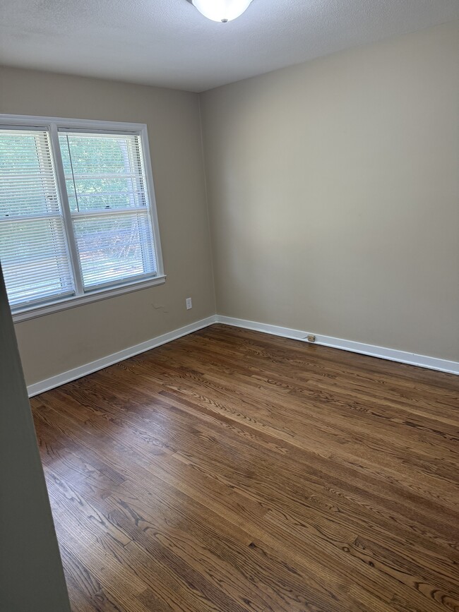 Photo - 1016 N Yale Ave