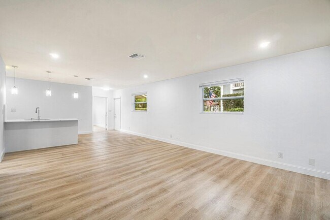 Photo - 434 SW 9th St Unit A