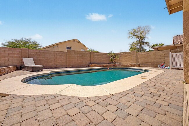 Photo - 22617 W Adams Dr