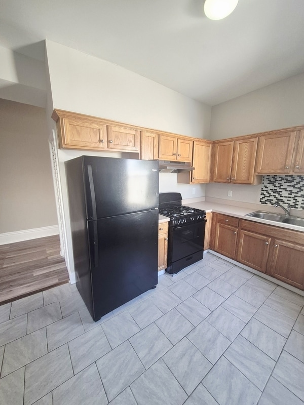 Photo - 709 1/2 West Clay Street - B