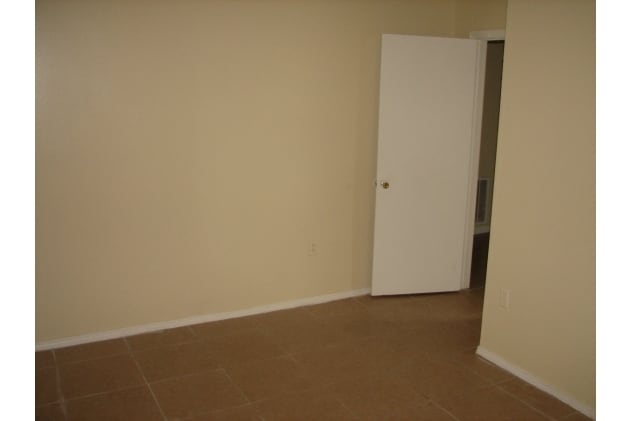 Photo - Spanish Oaks Apartments