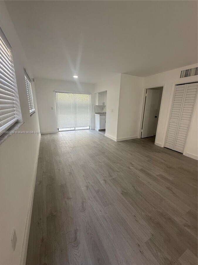 Photo - 8295 NE Miami Ct Unit 3