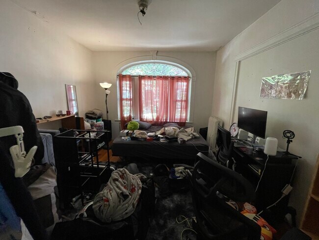 Photo - 14 Strathmore Rd Unit 1