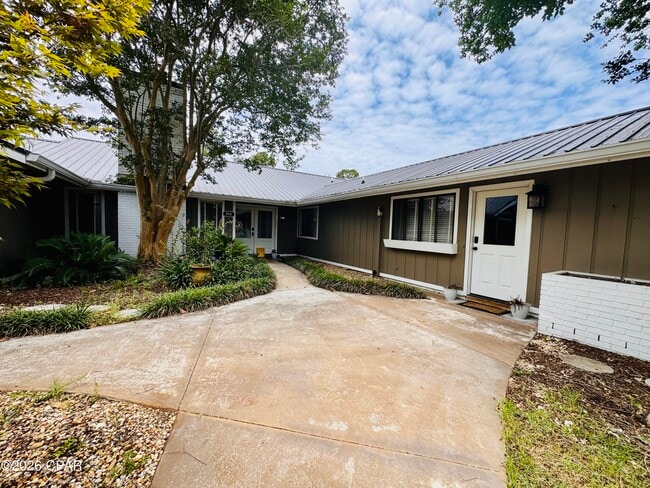 Building Photo - 916 Cobia Dr