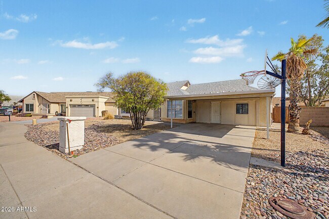 Photo - 10719 W Vista Ave