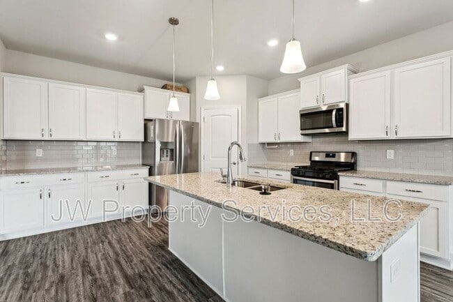 Photo - 5653 Oakworth St