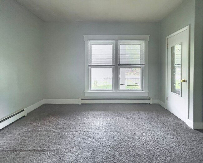 Photo - PRELEASING for AUGUST! Close to Campus Unit 1515 Apt. A