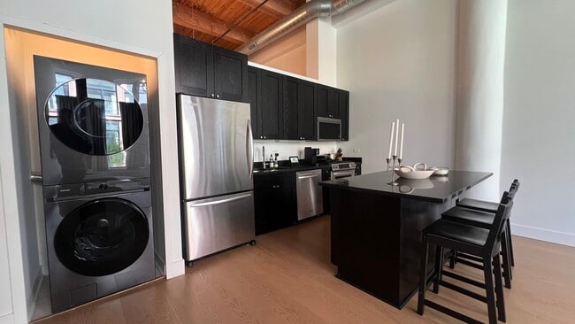 Photo - 2303 S Michigan Ave Unit 203