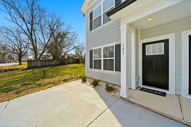 Photo - Brand-New 3BR/2.5BA Luxury Duplex in NW Hickory – Spacious, Modern & Move-In Ready!