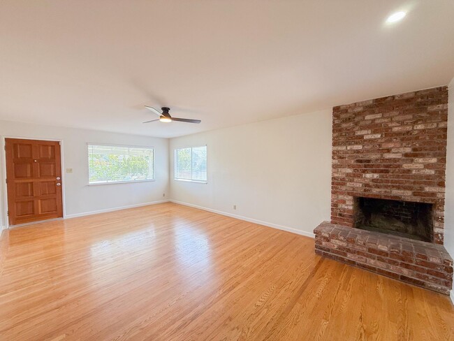 Photo - Floresta Gardens San Leandro Ranch Home