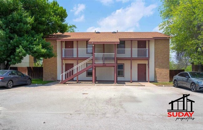 Building Photo - 209-209 Fletcher Dr Unit 207-D