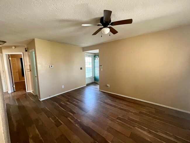 Photo - 429 W Polk St