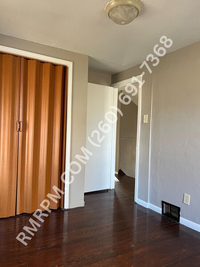 1018 Woodview Blvd Rental House Rental in Fort Wayne, IN