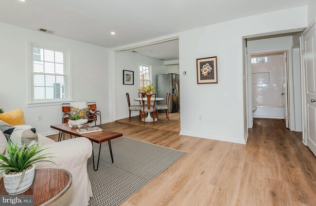 Photo - 108 New Jersey Ave NW