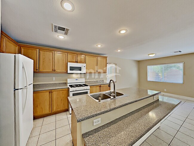 Photo - 229 Wicked Wedge Way