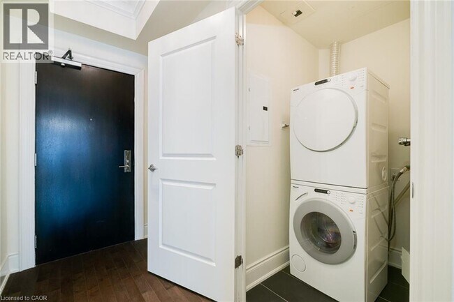 Photo - 1717 Avenue Rd Unité 307