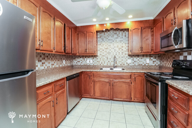Photo - 1524 Pine Creek Rd