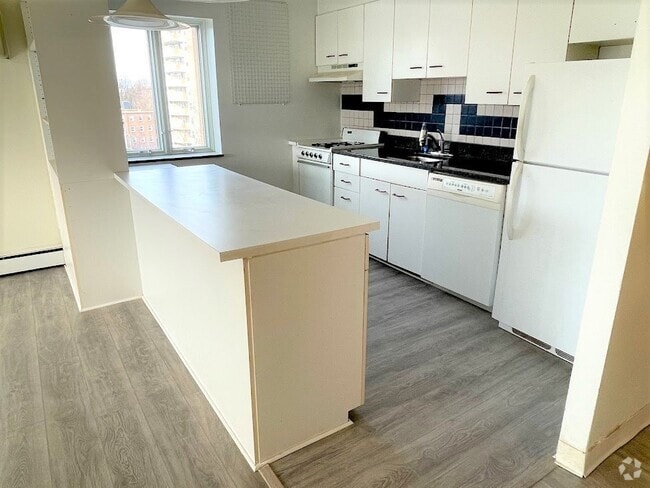 Building Photo - 284 Harvard St Unit 64 Rental