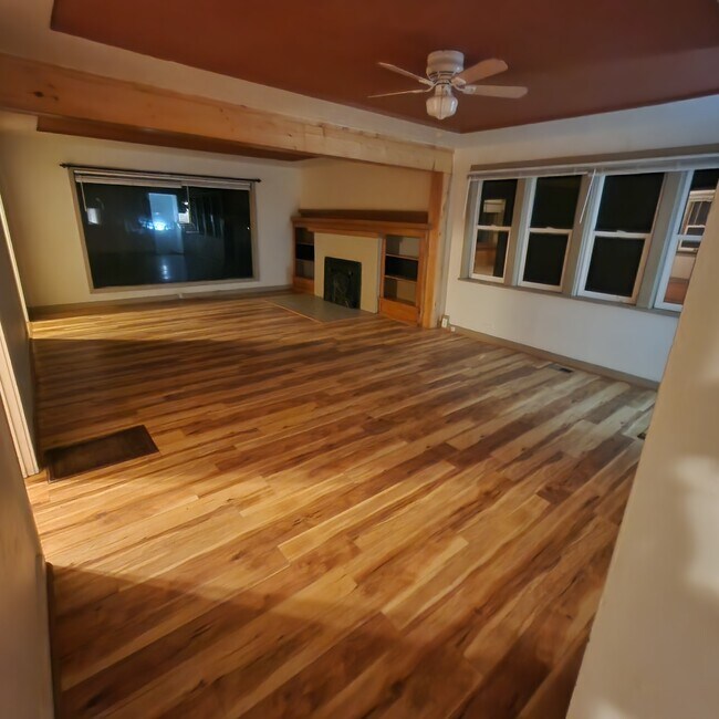 Photo - 1112 8th St