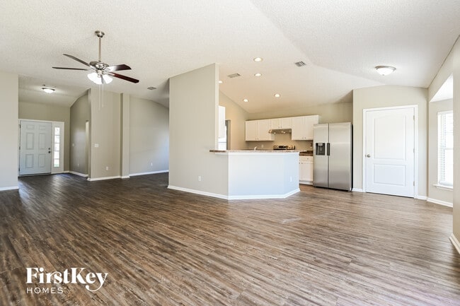 Photo - 6983 Lafayette Park Dr