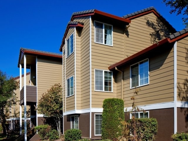 Hathaway Court Apartments - Hathaway Court Apartments