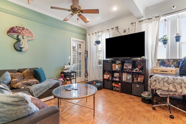 Photo - 99 W 4th St Unit 3B