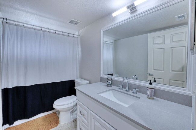 Photo - 8294 Key Royal Cir