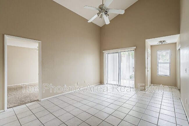 Building Photo - 850 S River Dr Unit 1033 Rental