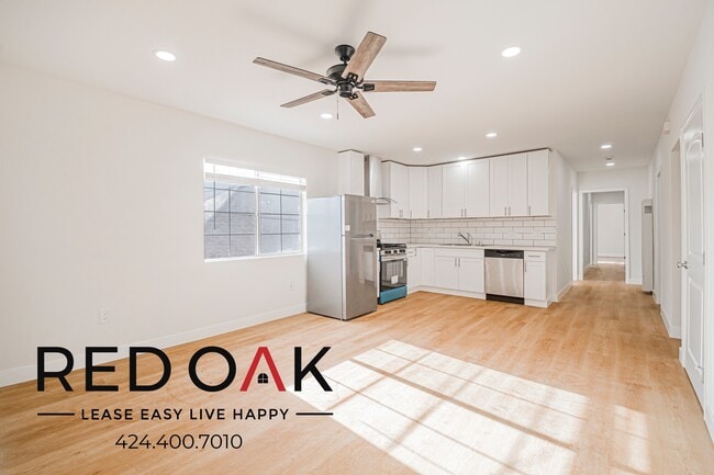 Building Photo - 1611 Oak St Unit 1611