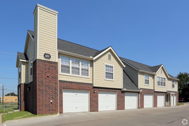 Oakmont Apartment Homes
