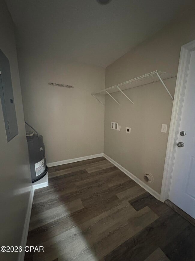 Photo - 816 E 25th St