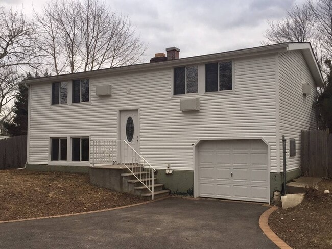 Photo - 68 University Heights Dr
