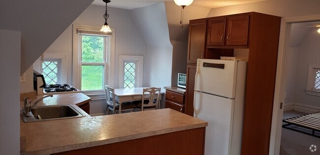 Building Photo - 600 S Dallas Ave Unit 3 Rental