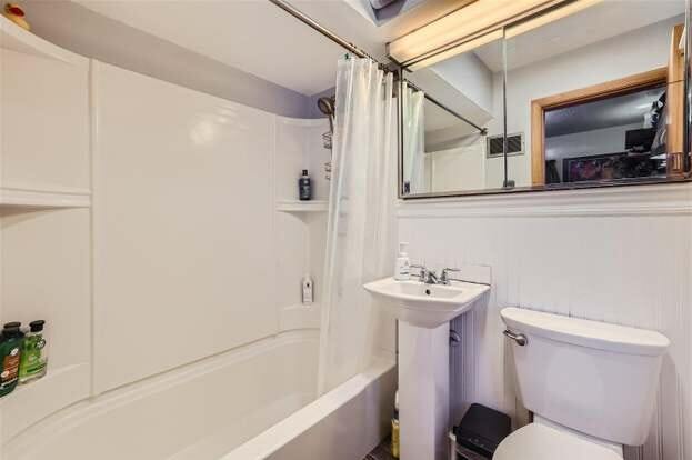 Photo - 906 N Logan Ave