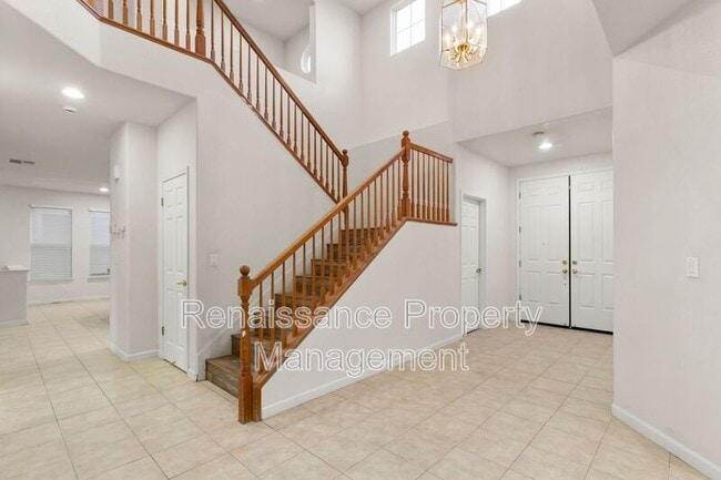 Photo - 492 Quail Run Cir