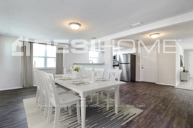 Photo - 6027 11th Ave