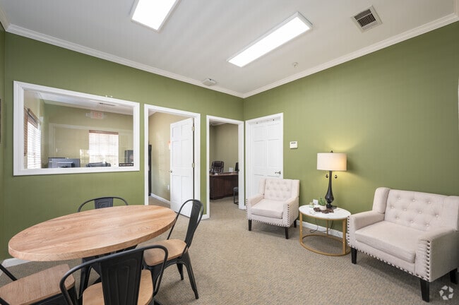 Leasing Office