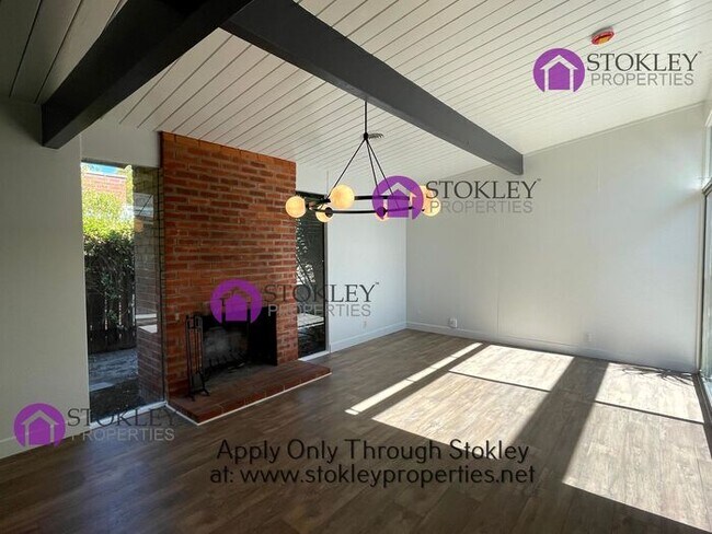 Photo - 112 Los Cerros Ave