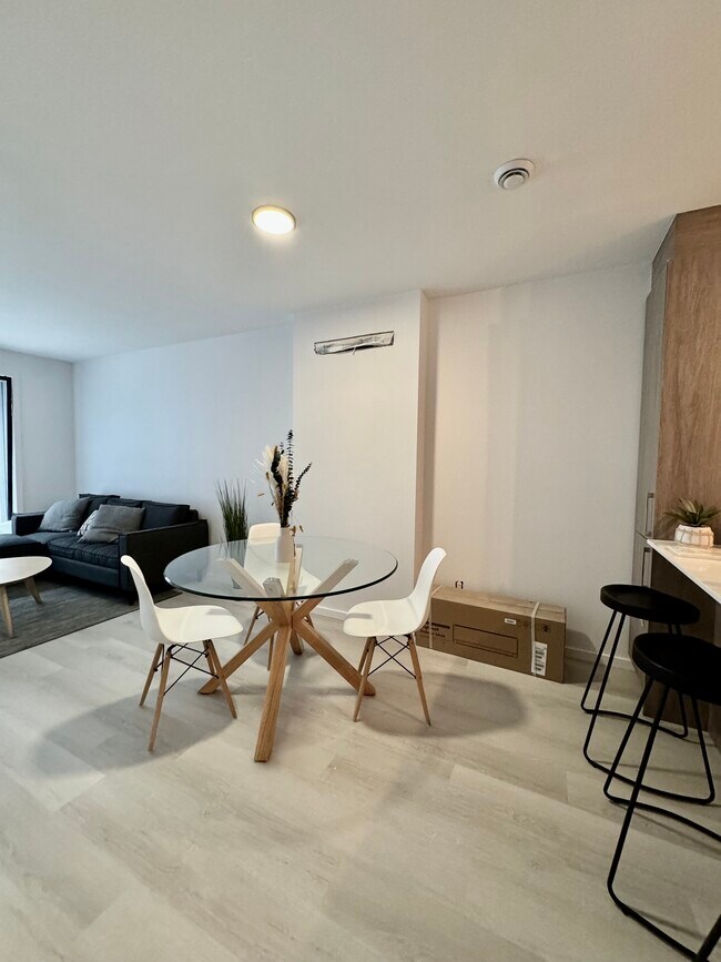 Photo - 15 Rue Guizot E