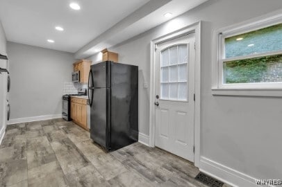 Building Photo - 105 Mariner St