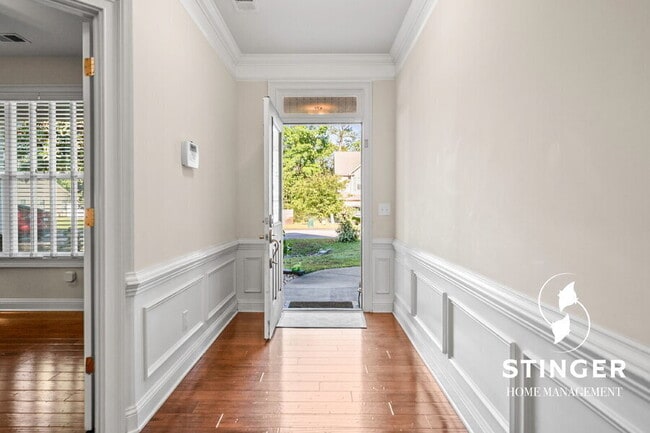 Photo - 26 St James Cir